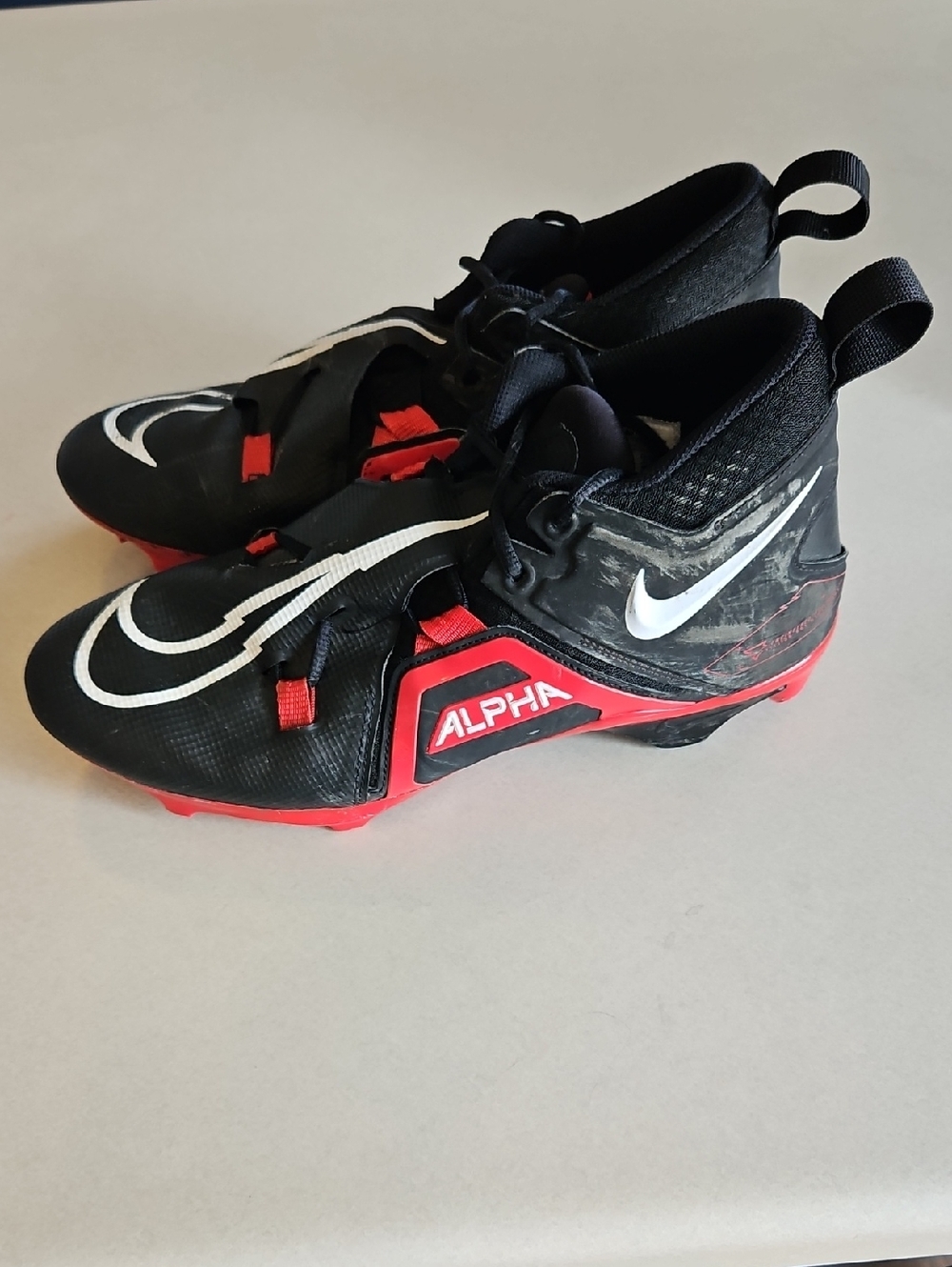 Nike Alpha Menace Pro Football Cleats